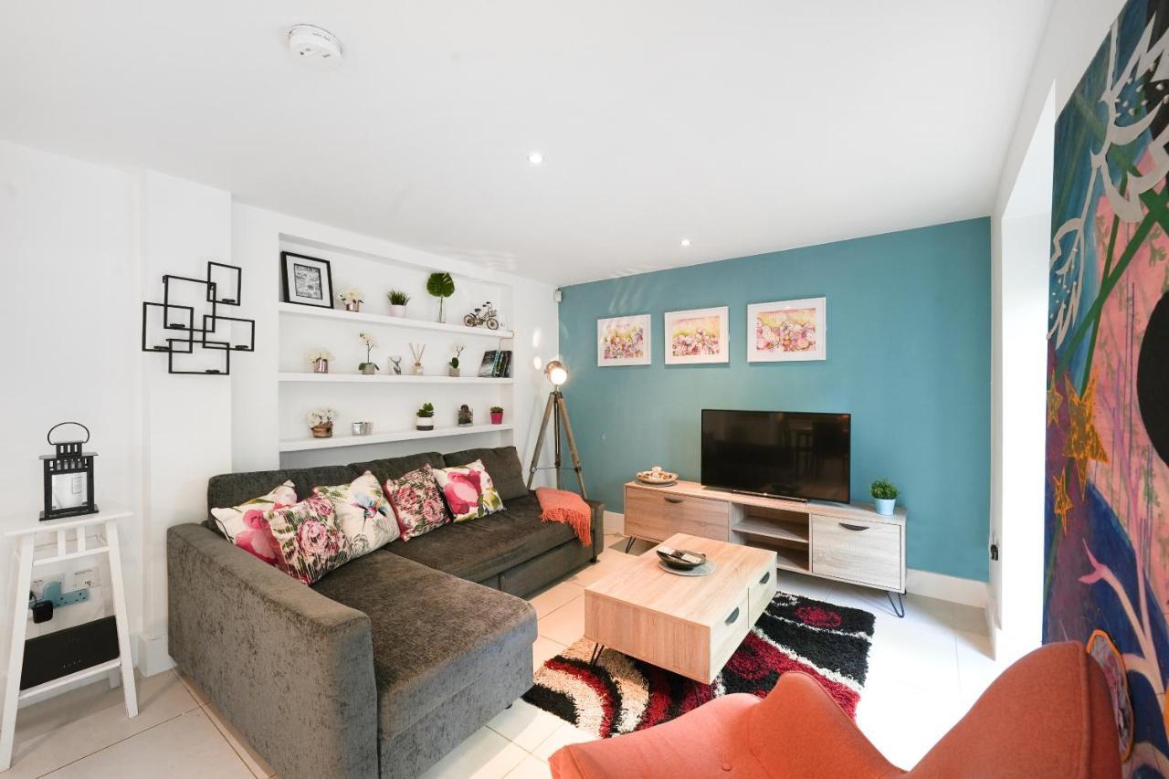 Spacious 2 Bedroom Apartment In Camden London Exterior photo